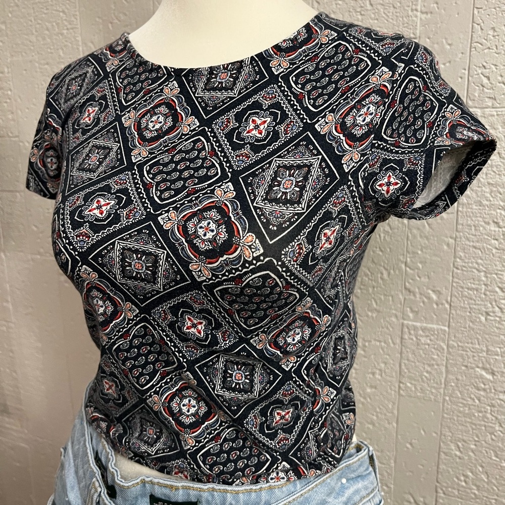 crop top